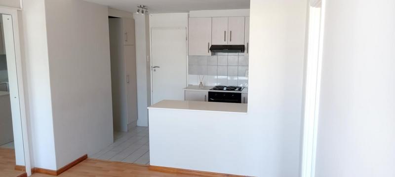 1 Bedroom Property for Sale in Sea Point Western Cape